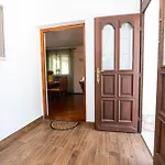 House Bianca With Garden